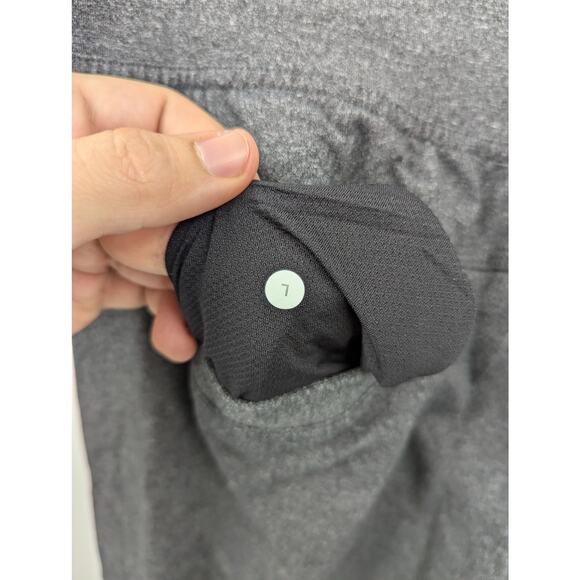 EUC Lululemon Athletica Gray Men's Sweatpants Size L 32Wx32L w Zip-close pockets - Picture 7 of 7